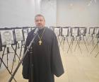 5.03.2026г.Священник посетил выставку «Портрет Героя».